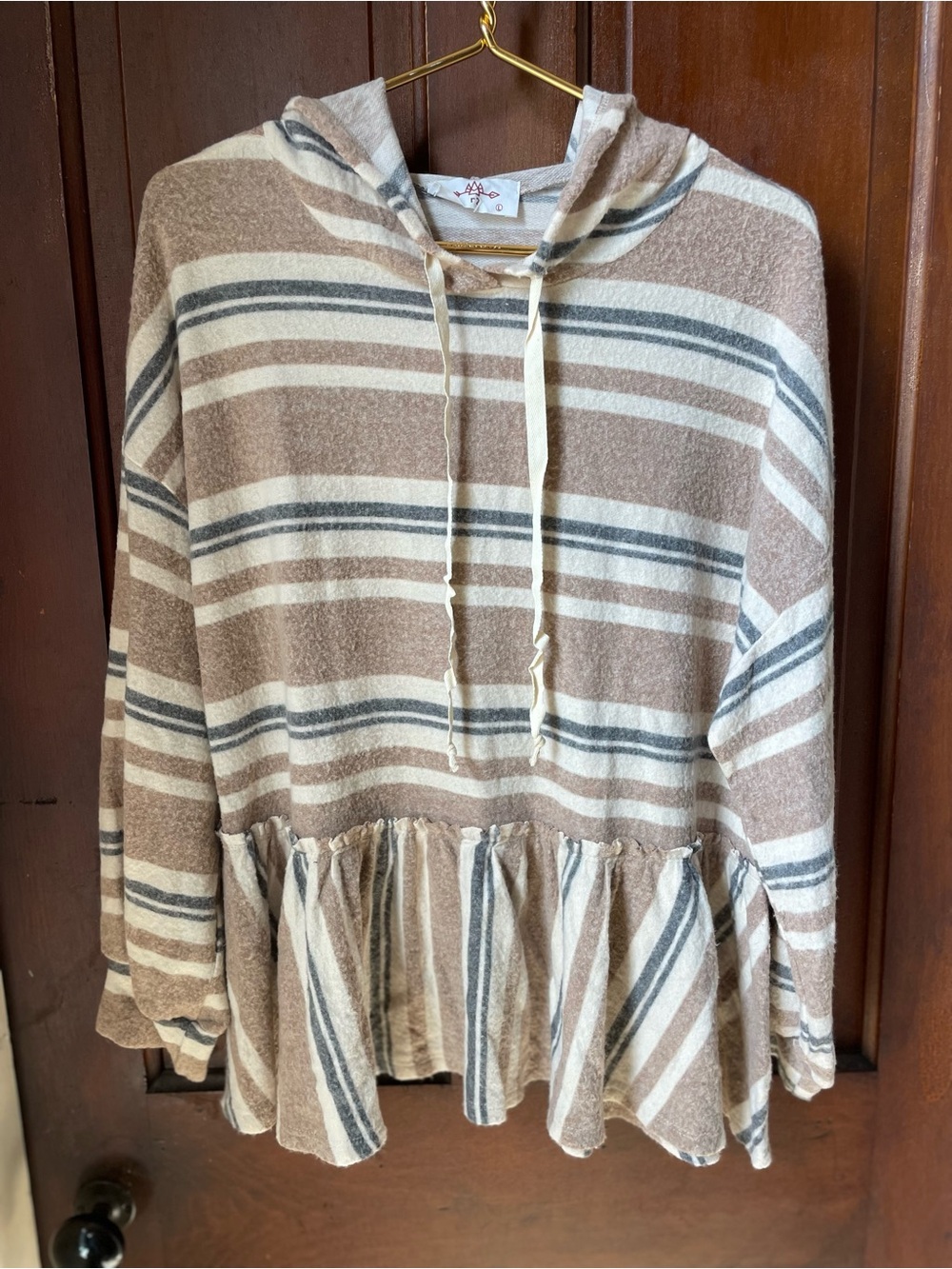 r2 women's large long sleeve striped hooded sweater